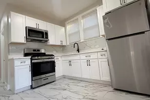 6716 S Bell Ave, Chicago, IL 60636 - Photo 4
