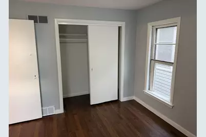 9438 S Champlain Avenue, Chicago, IL 60619 - Photo 8