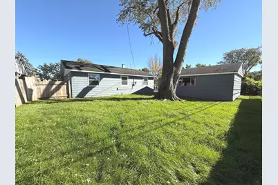 233 Ensenada Drive, Carpentersville, IL 60110 - Photo 28