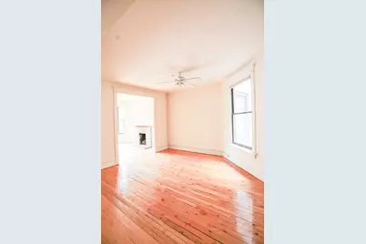 838 W Cornelia Avenue #1, Chicago, IL 60657 - Photo 4