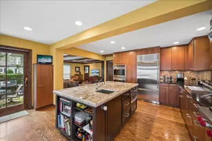 2448 Central Park Ave, Evanston, IL 60201 - Photo 10