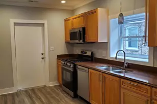 6707 N Artesian Ave, Chicago, IL 60645 - Photo 6