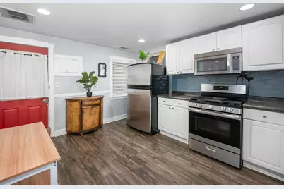 3037 N Elbridge Avenue #G, Chicago, IL 60618 - Photo 6