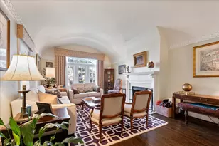 2715 W Morse Ave, Chicago, IL 60645 - Photo 4