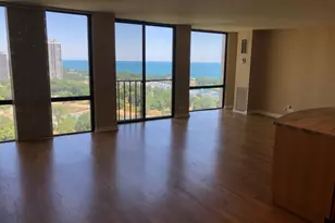 345 W Fullerton Pkwy, Chicago, IL 60614 - Photo 4