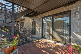613 N Noble St, Chicago, IL 60642 - Photo 10