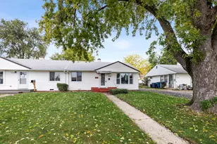 4332 W 87th Pl, Hometown, IL 60456 - Photo 2