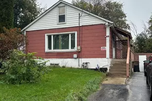 502 S Pierpont Ave, Rockford, IL 61102 - Photo 1