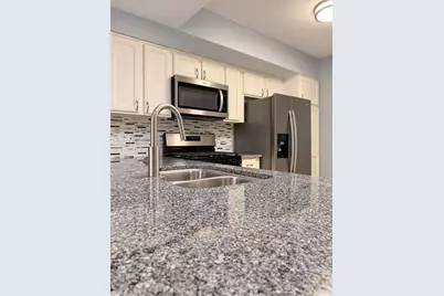 1827 Grove Avenue, Schaumburg, IL 60193 - Photo 8