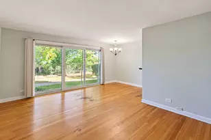 10115 Old Orchard Ct, Skokie, IL 60076 - Photo 2