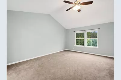145 Tanglewood Drive, Glen Ellyn, IL 60137 - Photo 14