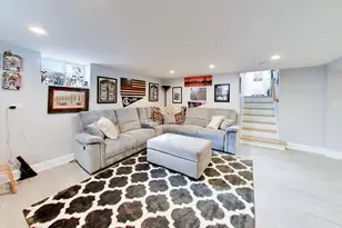 44 Cranbrook Dr, Des Plaines, IL 60016 - Photo 22