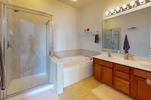 6052 Canterbury Ln, Hoffman Estates, IL 60192 - Photo 16