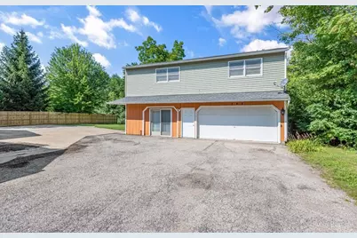 544-548 N Hainesville Road, Round Lake Beach, IL 60073 - Photo 2