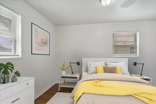 2301 E 102nd St, Chicago, IL 60617 - Photo 6