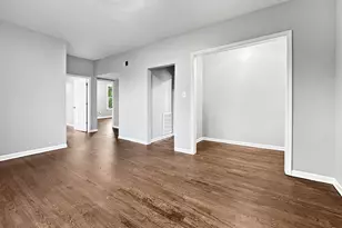 1840 W 65th St, Chicago, IL 60636 - Photo 6