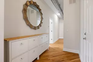 2900 N Troy St, Chicago, IL 60618 - Photo 8