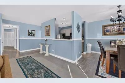 1926 Prairie Square #220B, Schaumburg, IL 60173 - Photo 6