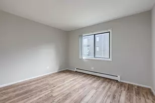 10429 Dearlove Rd, Glenview, IL 60025 - Photo 12