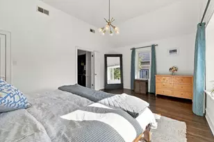250 Iowa St, Oak Park, IL 60302 - Photo 34