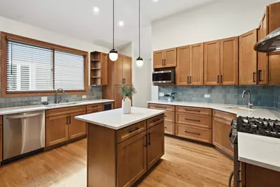 2933 Vernon Avenue, Brookfield, IL 60513 - Photo 6