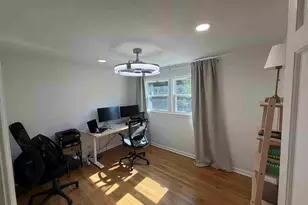 3927 Crestwood Dr, Northbrook, IL 60062 - Photo 16