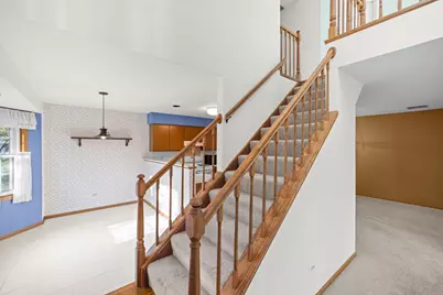1951 N Charter Point Drive, Arlington Heights, IL 60004 - Photo 2