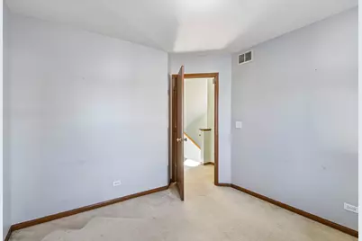 2369 Woodside Drive, Carpentersville, IL 60110 - Photo 20