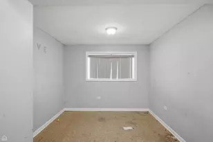 3401 Seine Ct, Hazel Crest, IL 60429 - Photo 10