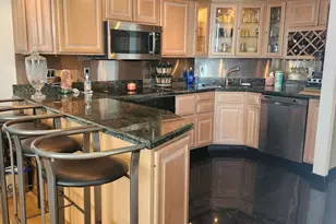 6033 N Sheridan Rd, Chicago, IL 60660 - Photo 10
