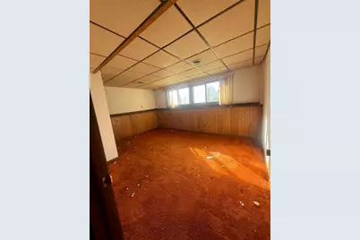 2418 Alton Road, McHenry, IL 60050 - Photo 10