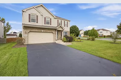 193 Bloomfield Drive, Woodstock, IL 60098 - Photo 2