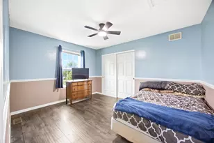 193 Bloomfield Dr, Woodstock, IL 60098 - Photo 18