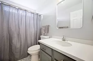 193 Bloomfield Dr, Woodstock, IL 60098 - Photo 20