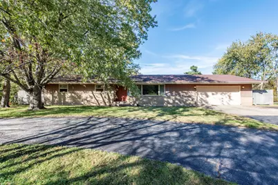 11850 W 29th Street, Beach Park, IL 60099 - Photo 1