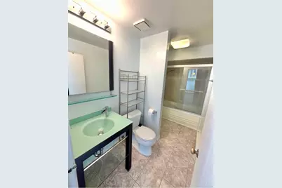 9 Cedar Court #7, Vernon Hills, IL 60061 - Photo 12
