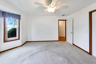 1803 Paddock Court, Grayslake, IL 60030 - Photo 32
