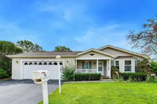1803 Paddock Ct, Grayslake, IL 60030 - Photo 1
