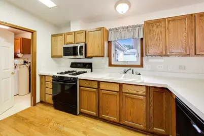 1803 Paddock Court, Grayslake, IL 60030 - Photo 10