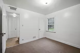 300 E Camp McDonald Rd, Prospect Heights, IL 60070 - Photo 14