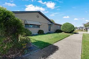 6517 157th St, Oak Forest, IL 60452 - Photo 2
