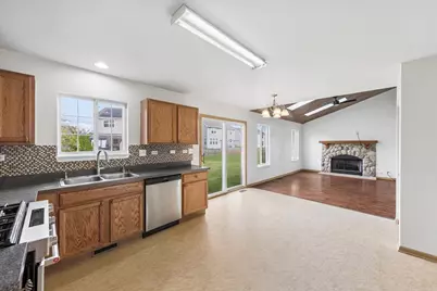 7805 Mossheather Drive, Joliet, IL 60431 - Photo 12