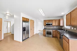 7805 Mossheather Dr, Joliet, IL 60431 - Photo 14