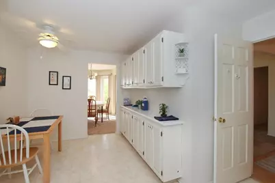225 Lake Boulevard #558, Buffalo Grove, IL 60089 - Photo 8