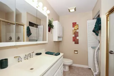 225 Lake Boulevard #558, Buffalo Grove, IL 60089 - Photo 18