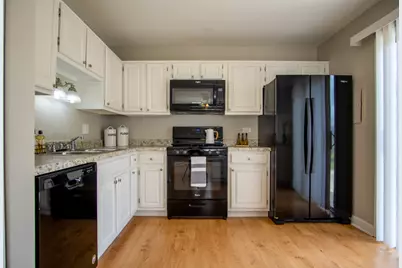 441 Esselen Court, Carol Stream, IL 60188 - Photo 6