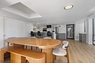 1660 N Lasalle Dr, Chicago, IL 60614 - Photo 24