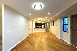 1522 W Superior St, Chicago, IL 60642 - Photo 4