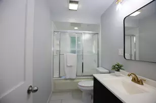 706 Golfview Terrace, Buffalo Grove, IL 60089 - Photo 14