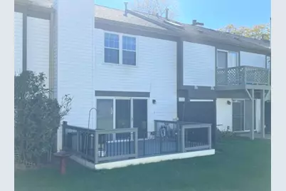 128 Crab Tree Drive, Westmont, IL 60559 - Photo 2